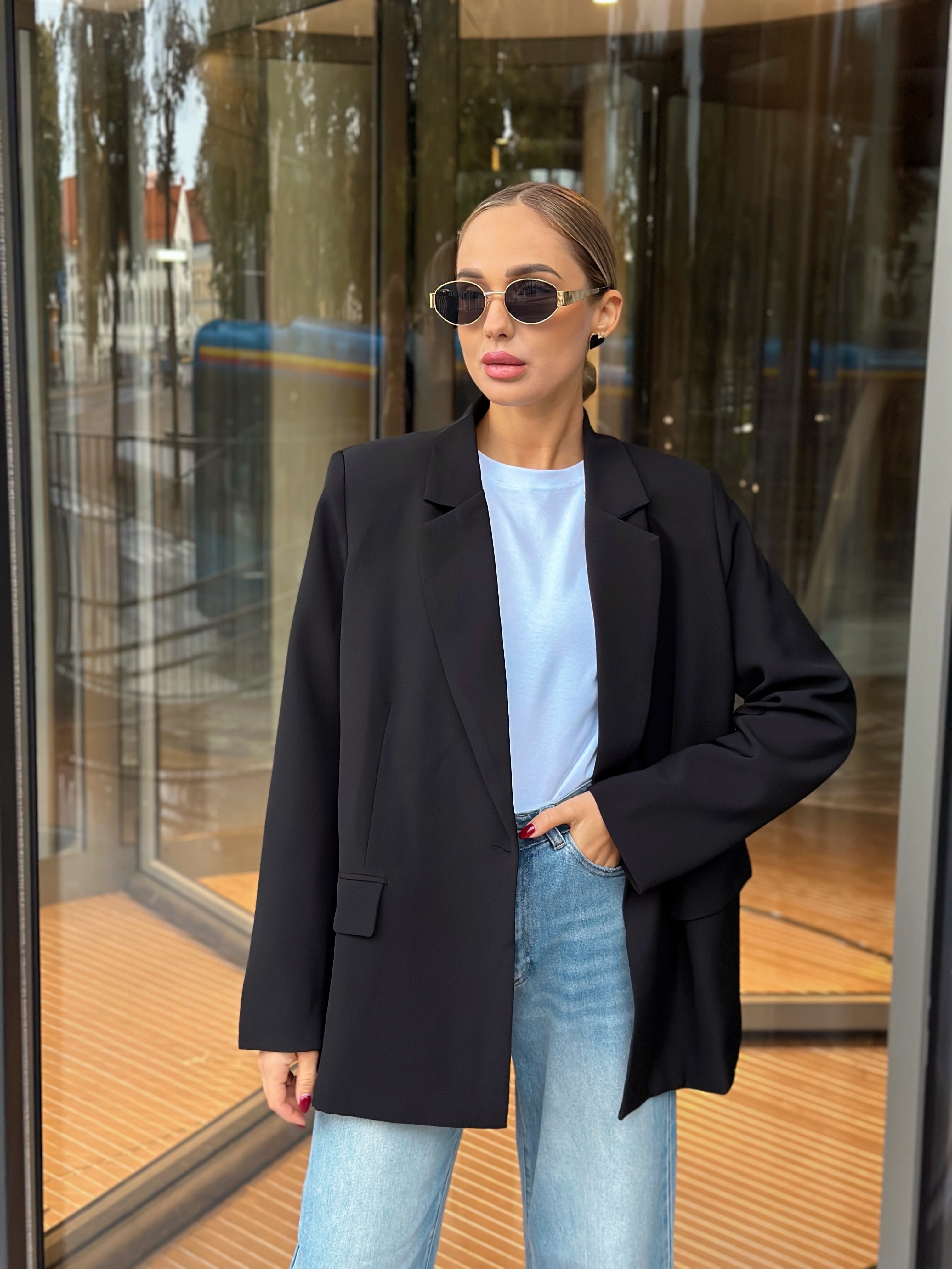 Švarkas ‘Elegance black’