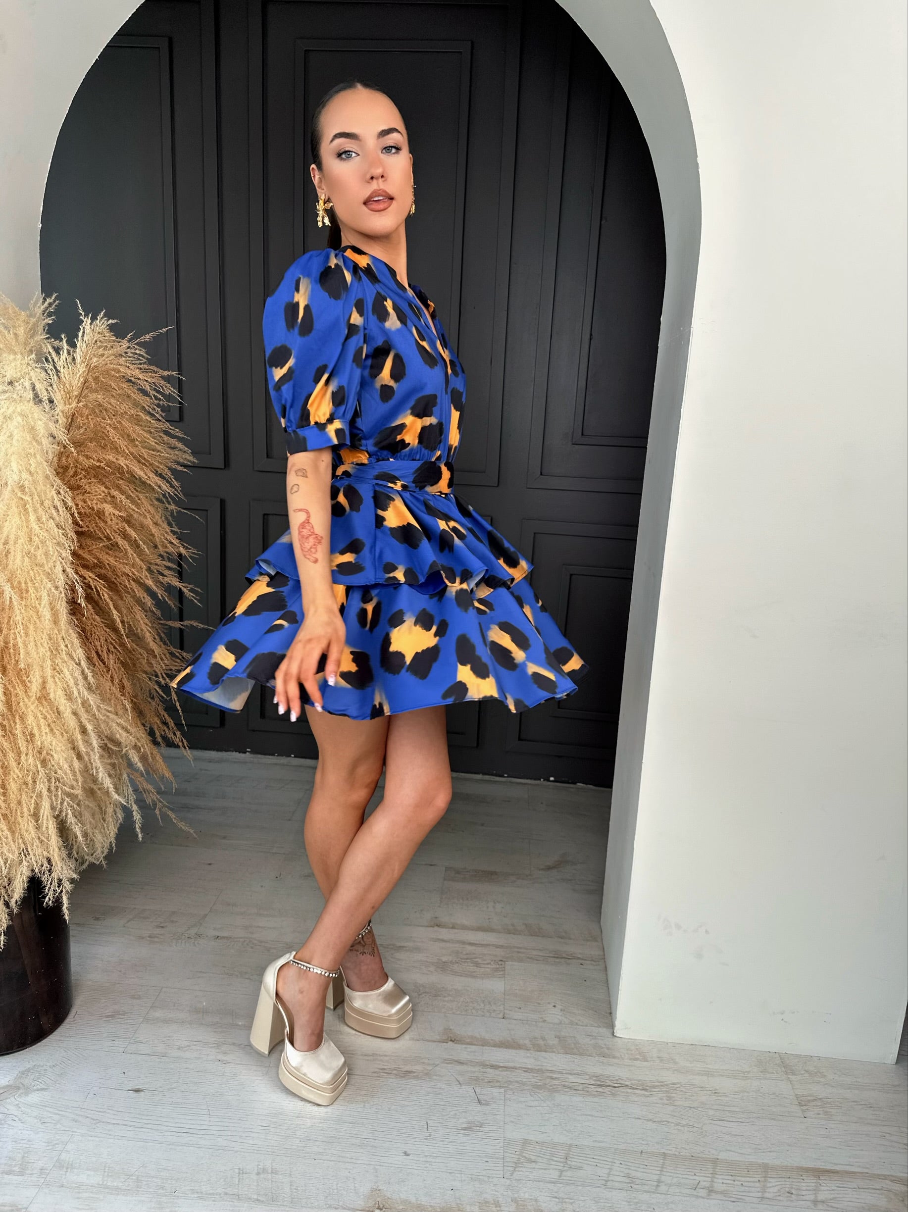 Suknelė ‘Cream rouge’