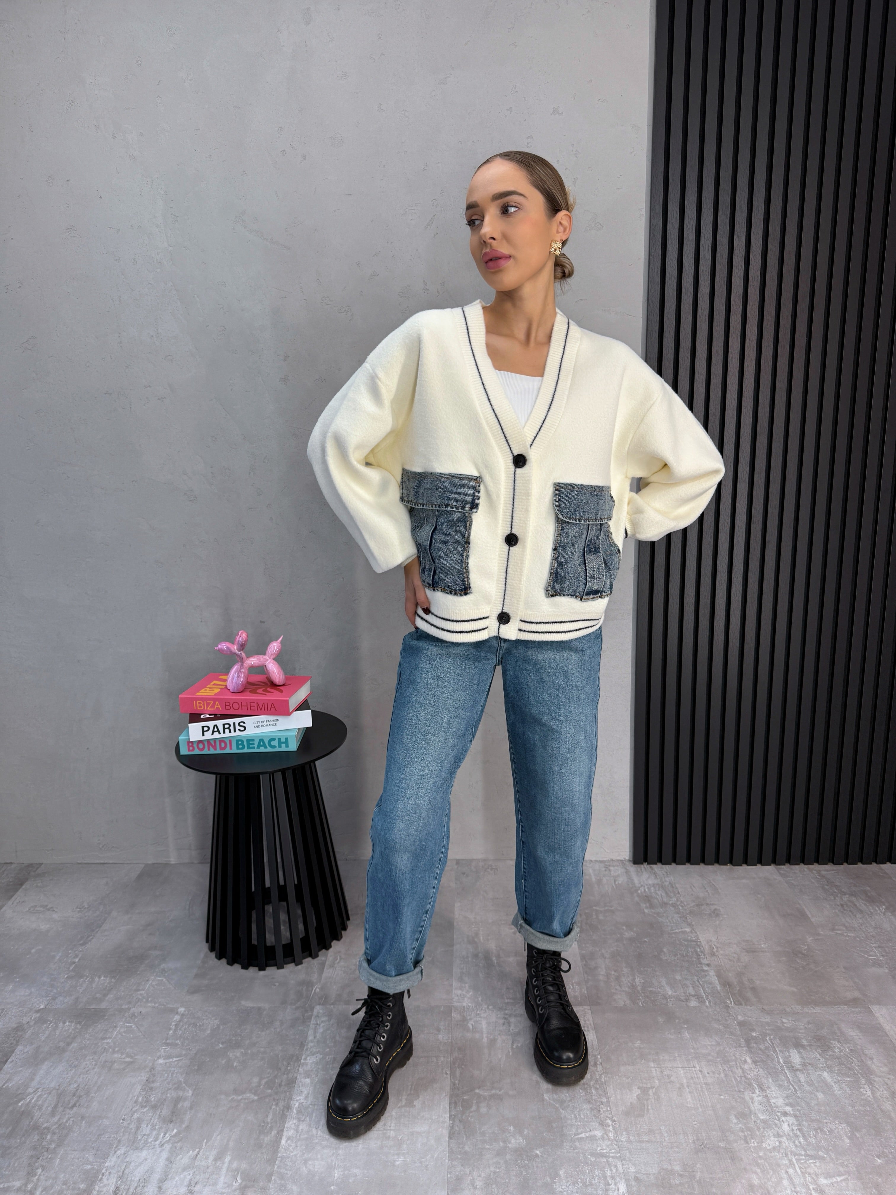 Megztinis ‘Lovem’