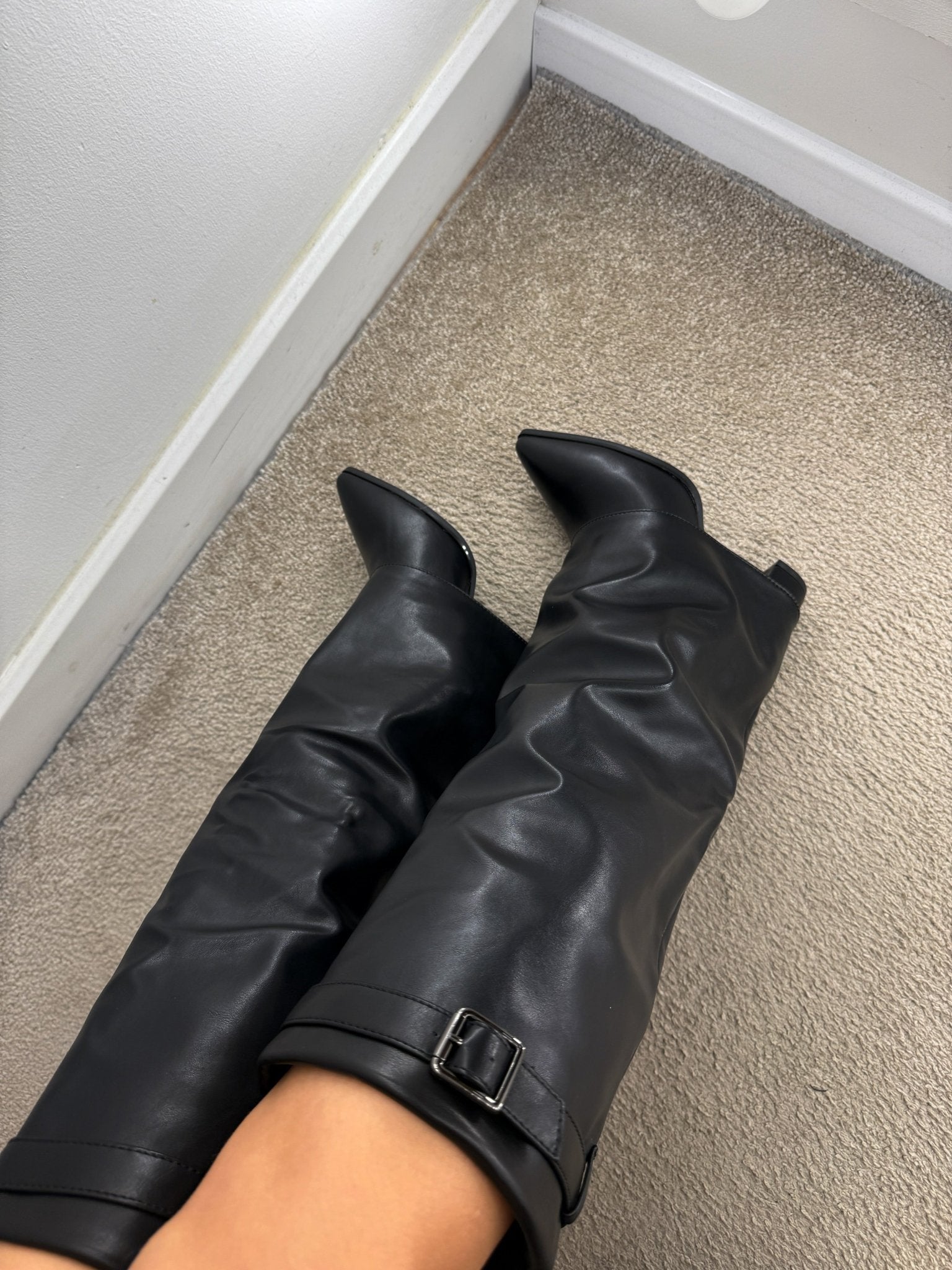 Aukštakulniai ‘Heell’ - MASIM -