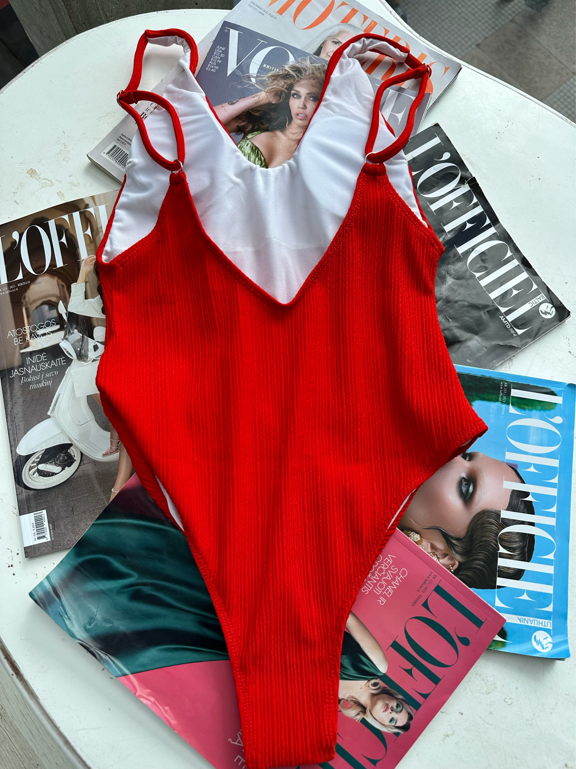 Maudymukas ‘Sexy push up red’