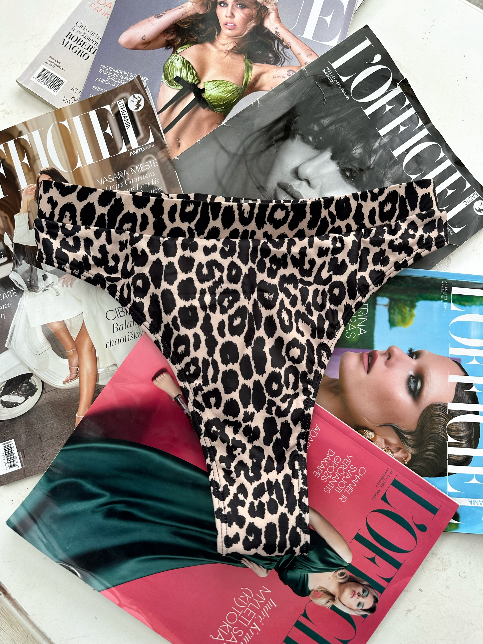 Maudymukas ‘Leopard bikini’