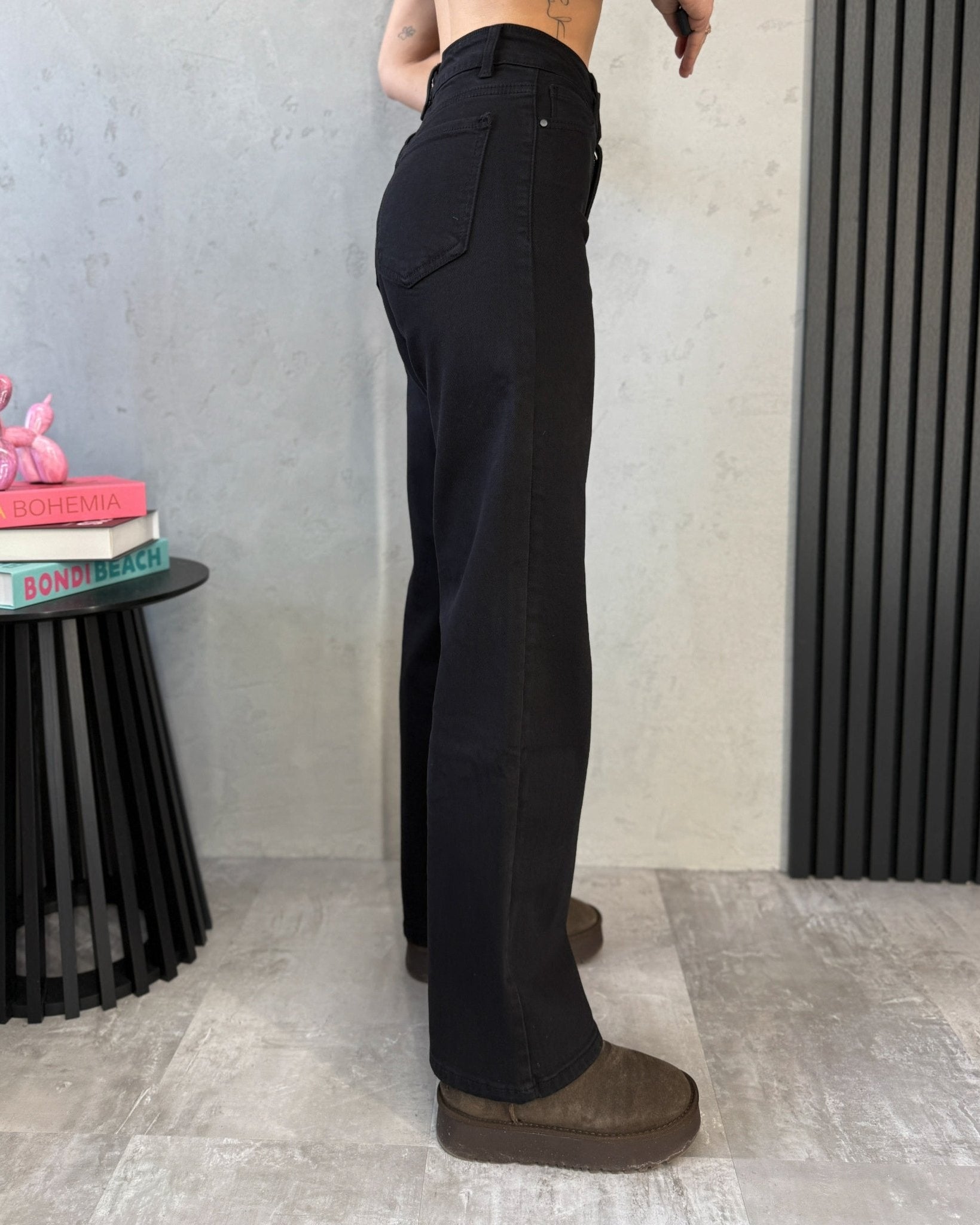 Juodi wide leg džinsai su aukštu liemeniu