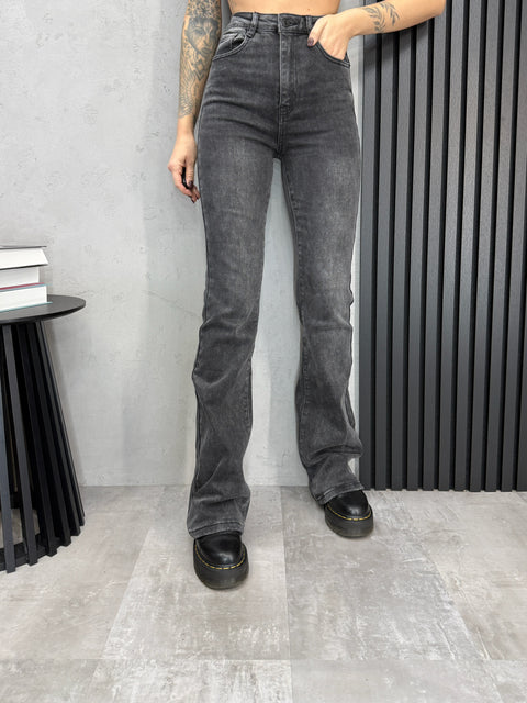 Džinsai aukštaūgėms ‘Flare fit’