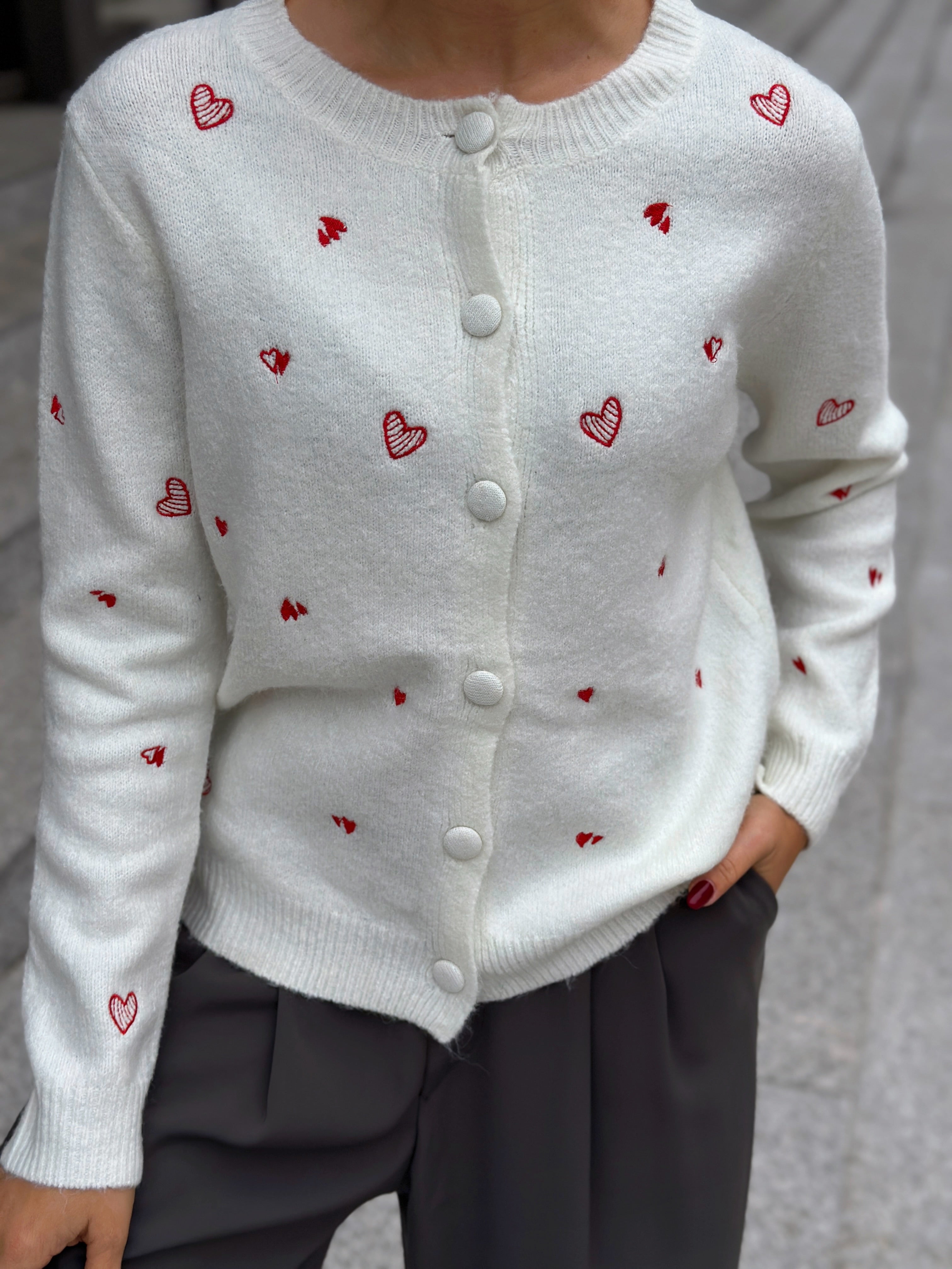 Megztinis ‘White heart’