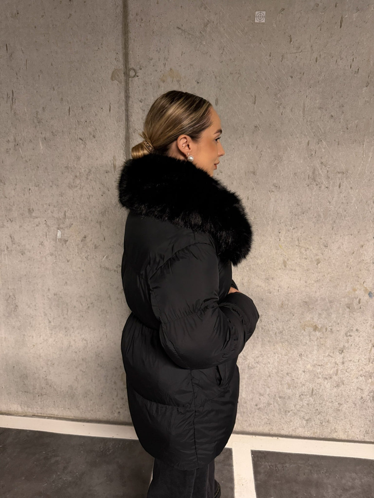 Juoda striukė ‘Klos’ - MASIM -