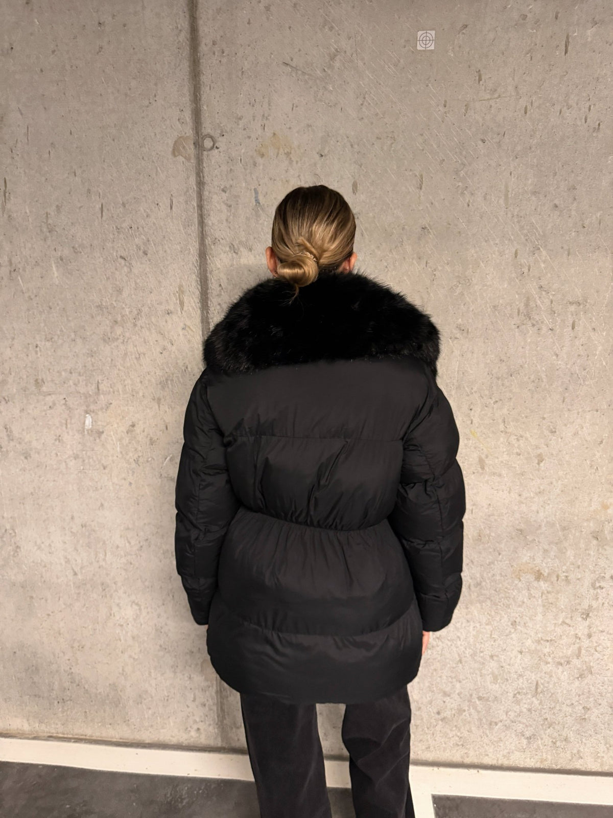 Juoda striukė ‘Klos’ - MASIM -