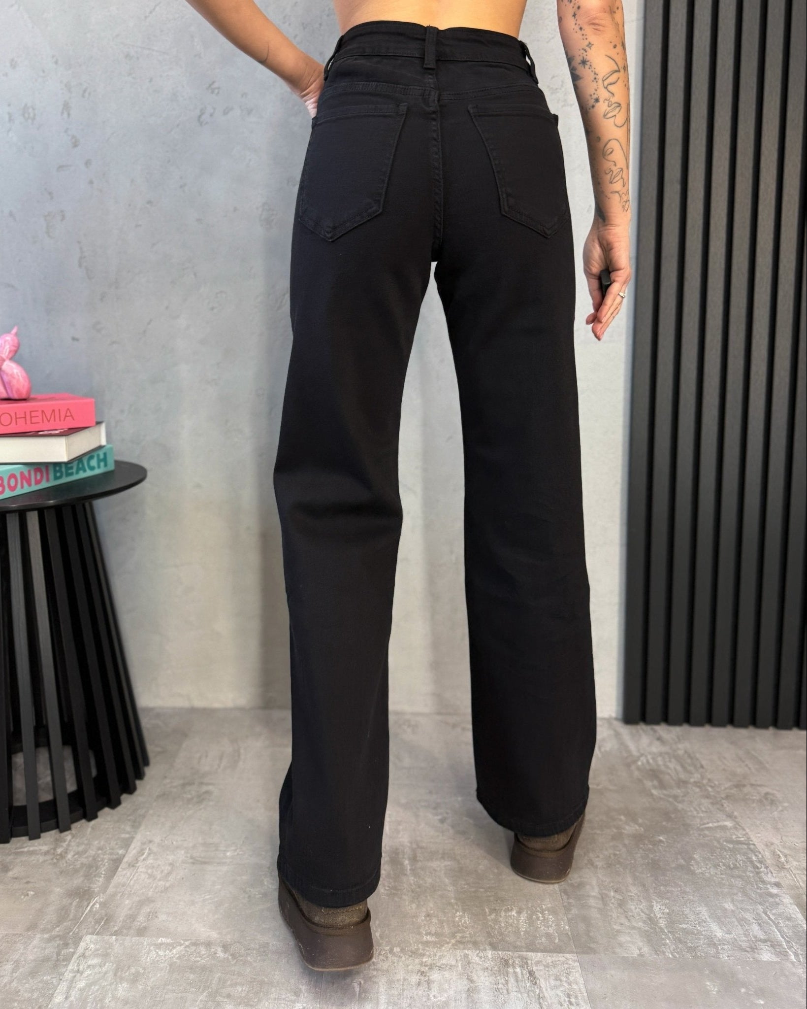 Juodi wide leg džinsai aukštu liemeniu